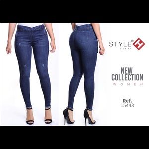 Style jeans, spandex clothing push up.